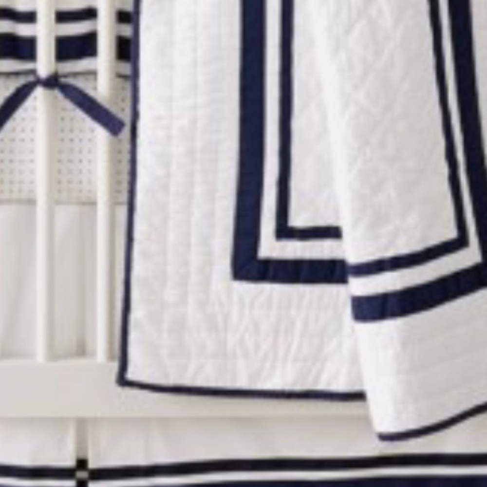 Pottery Barn Kids Harper Quilted Toddler Quilt - Navy/White - NWT